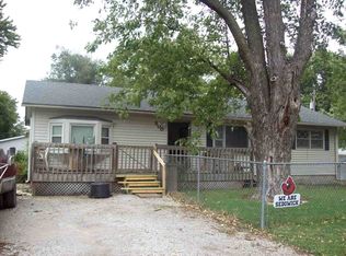 500 E 4th St, Sedgwick, KS 67135