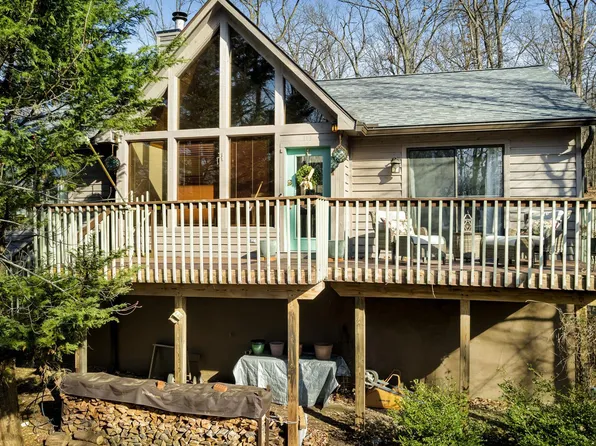 117 Sylvan Ln, Harpers Ferry, WV 25425