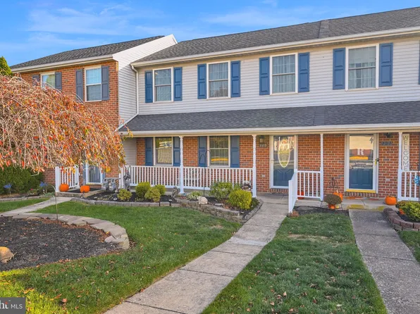 119 Country Ridge Dr, Red Lion, PA 17356