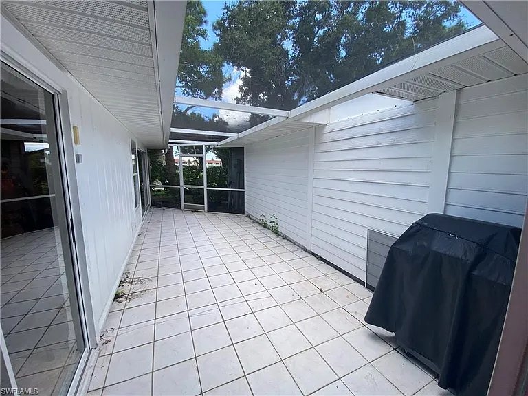 14805 Crooked Pond Ct — Photo 24