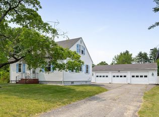 16 Roby Rd, Nashua, NH 03064