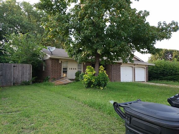3rd image of 1805 Sunrise Dr