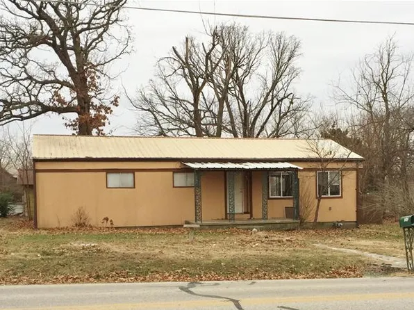 3910 E 13th St, Joplin, MO 64801