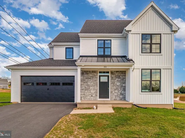 100 Eagle Pkwy, Elizabethtown, PA 17022