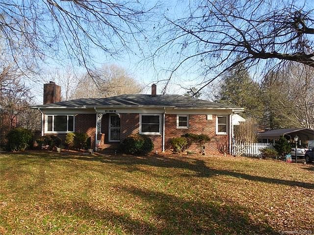 1st image of 815 S Brady Ave