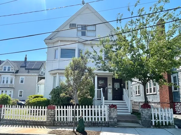 12 Jones Ave #3, Chelsea, MA 02150