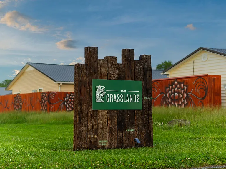 The Grasslands — Photo 13