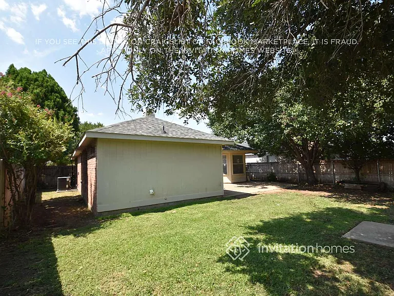 1105 Whistle Stop Dr — Photo 27