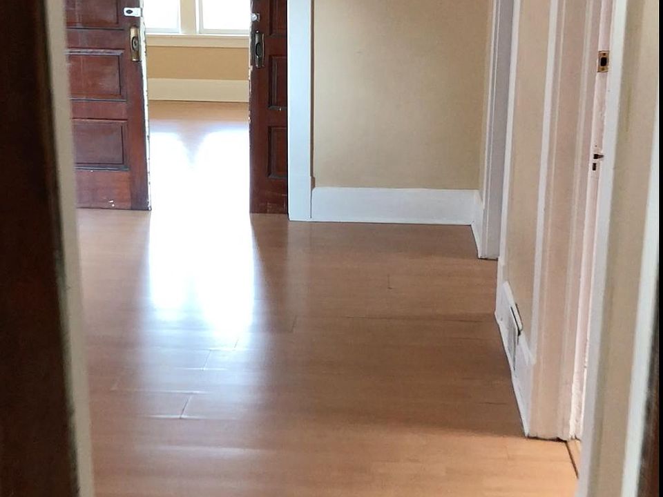 2nd image of 77 Heath St
