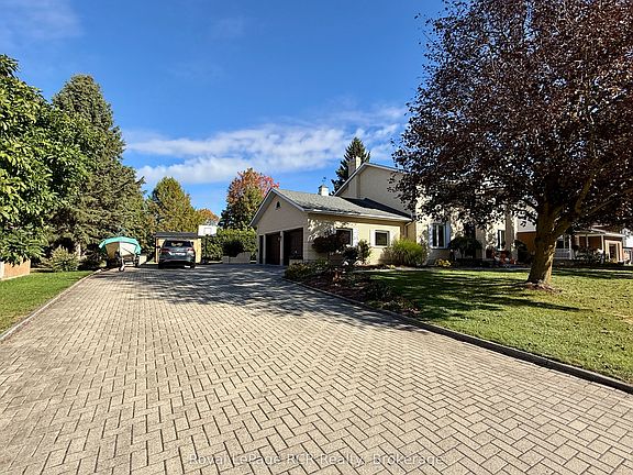 2nd image of 686 16th St