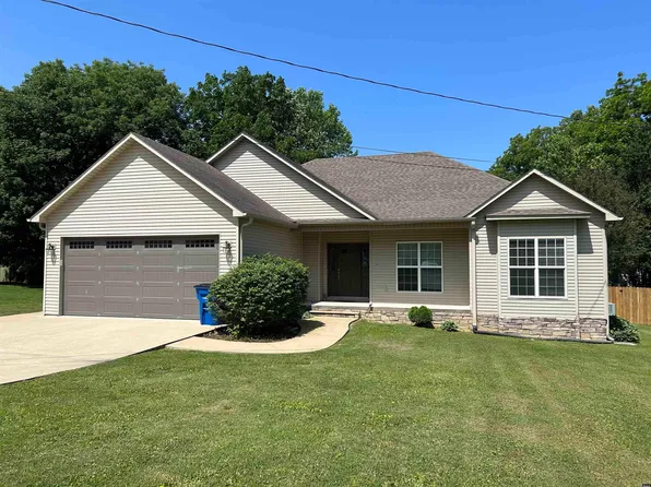 113 Gardner St, Martin, TN 38237