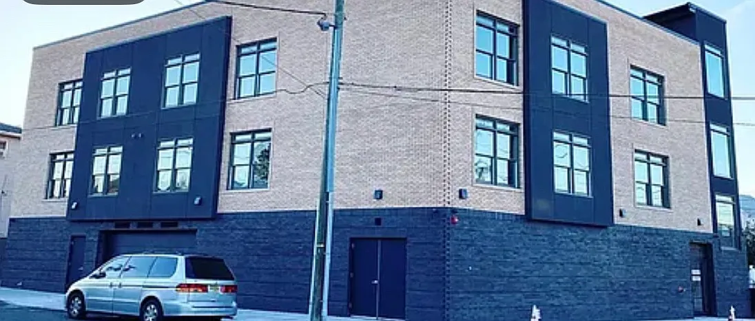 2 bed, 1080 sqft, $3,000 — Photo 1