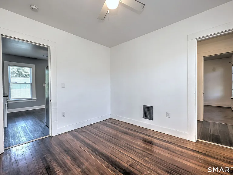 31 Winthrop St — Photo 19