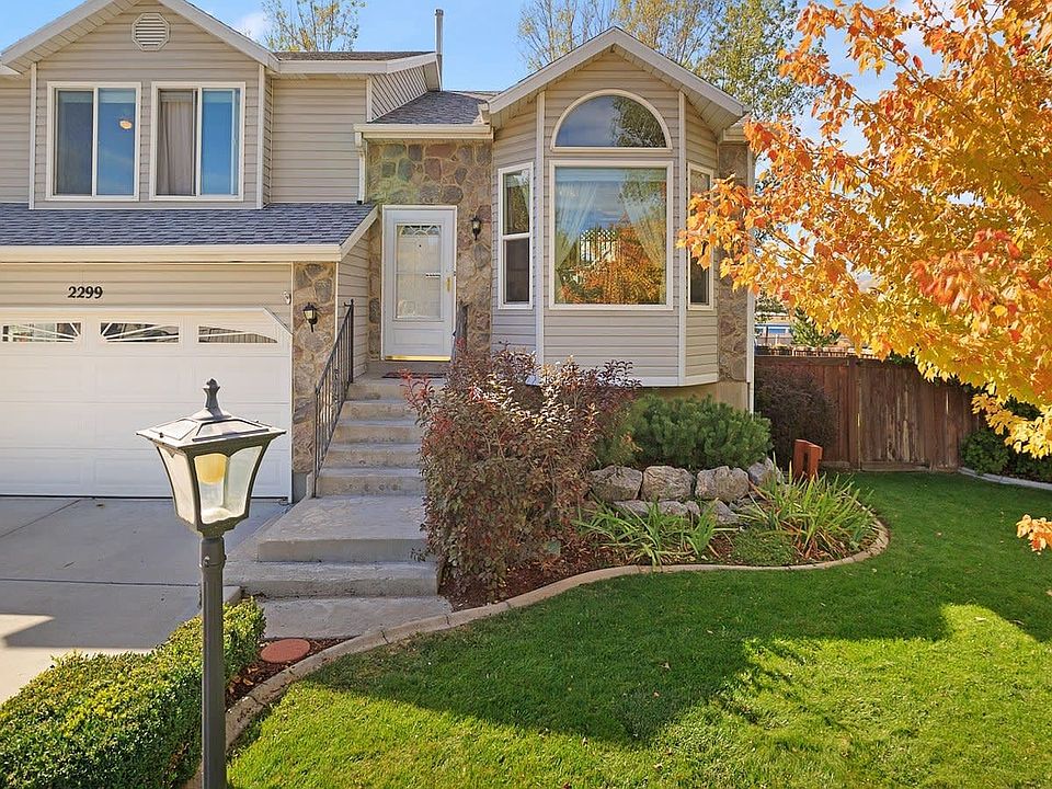 1st image of 2299 N Sunset Dr