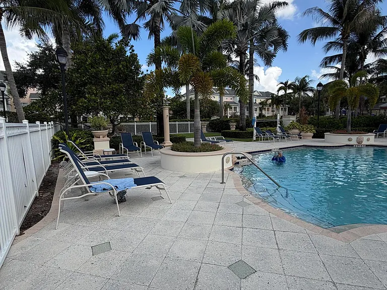 275 Murcia Dr #208 — Photo 93