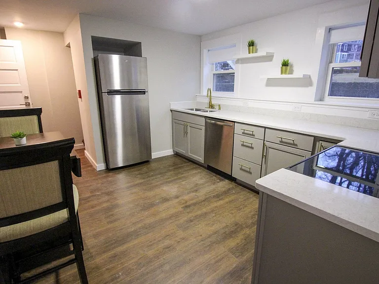 230 Bryant Ave — Photo 57