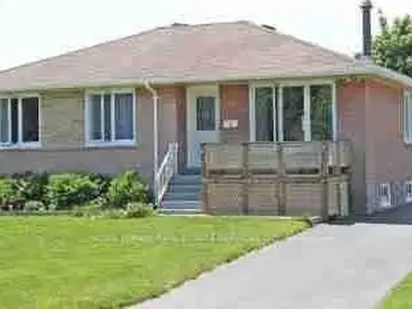 7 Kingsmere Cres, Brampton, ON L6X 1Z3