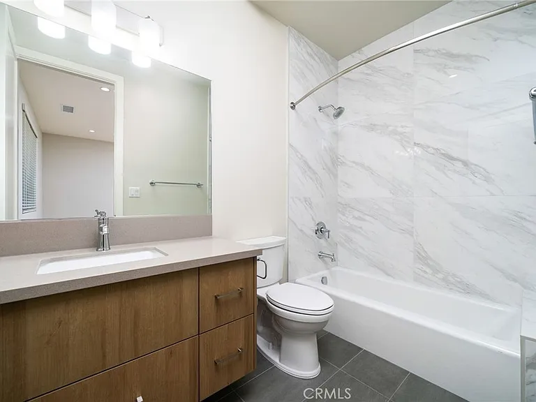 800 N Amelia Ave #A — Photo 14