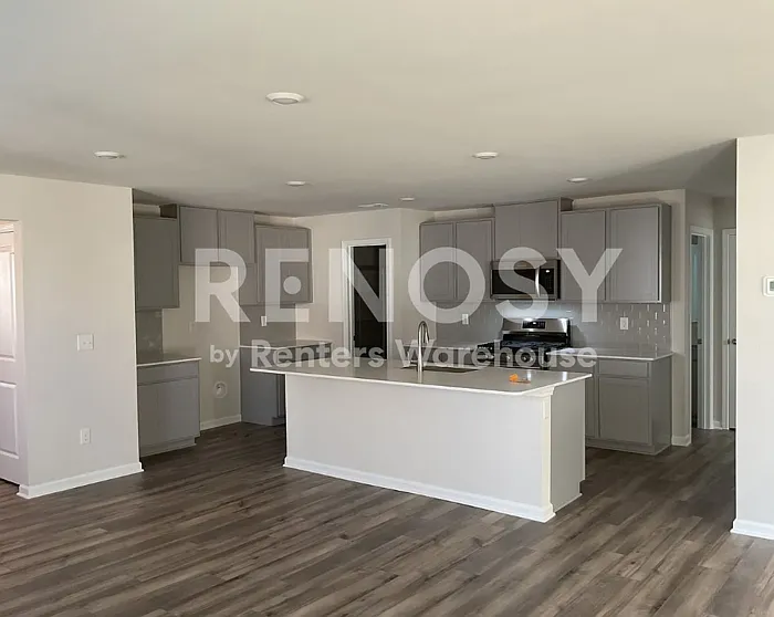10203 Chatham Run Ln — Photo 3