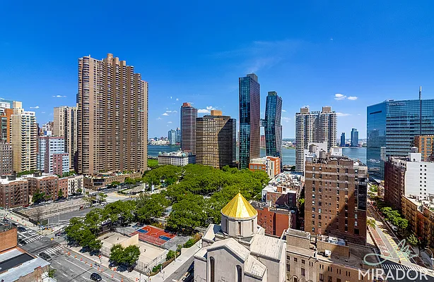 Rented by Mirador Real Estate | media 71