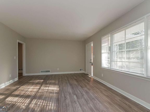 5th image of 123 New Hope Rd