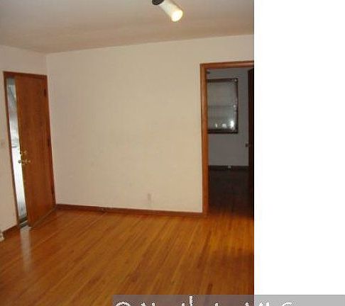 5th image of 2309 Old County Road 34 Pl