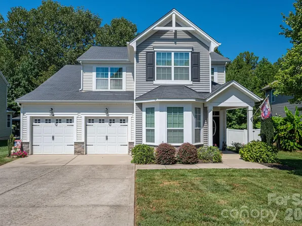 424 Planters Way, Mount Holly, NC 28120