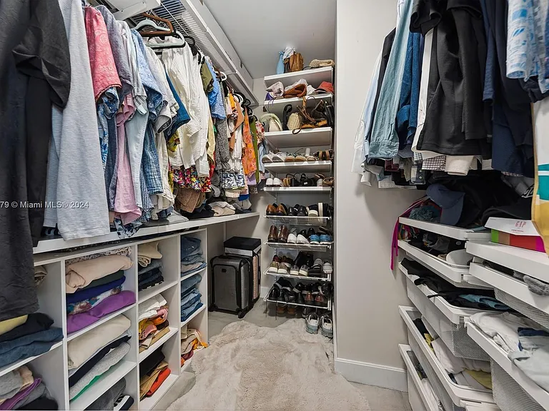111 SE 2nd St #201 — Photo 15