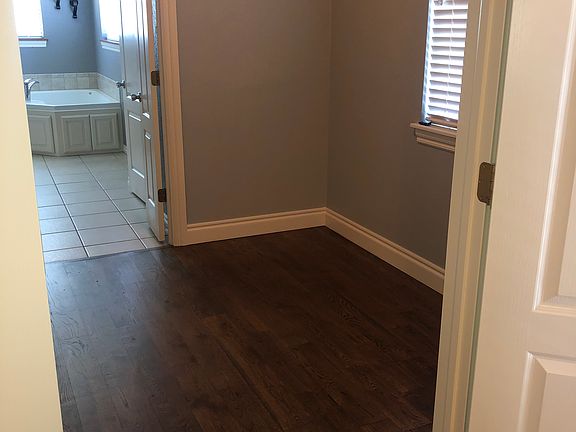 Master Bedroom Sitting Area