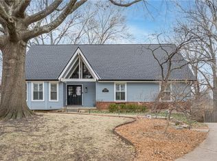 10020 Century Ln, Lenexa, KS 66215