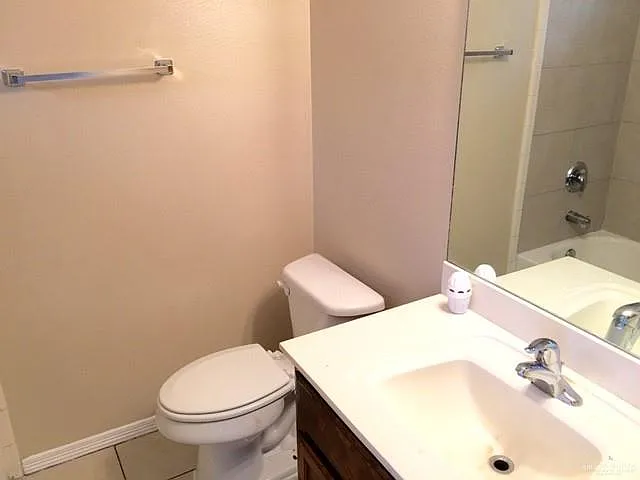 1806 S Linden St — Photo 13