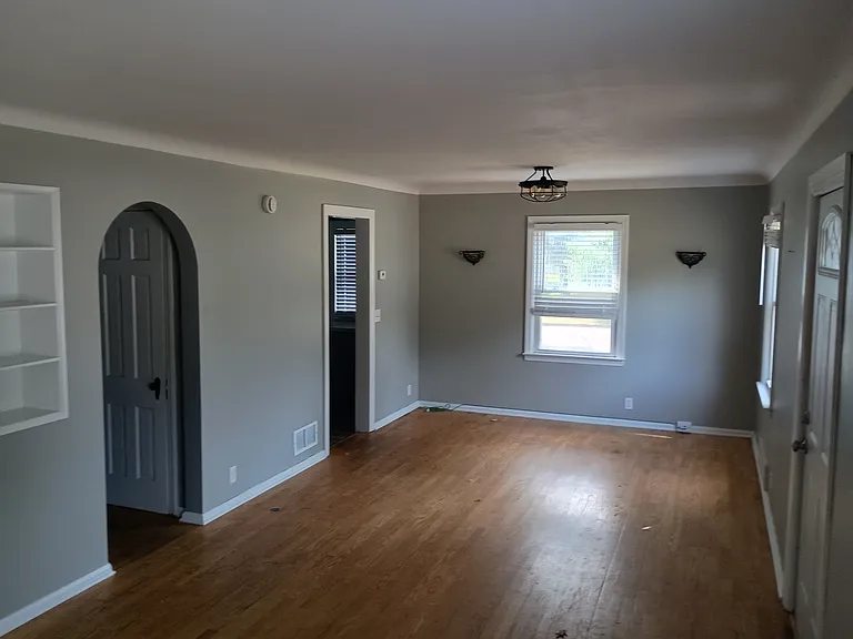 320 S Griffin St — Photo 12
