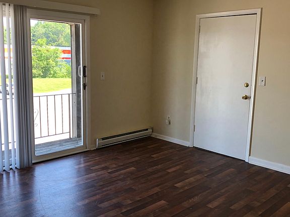 4th image of 1779 Central Ave APT 6