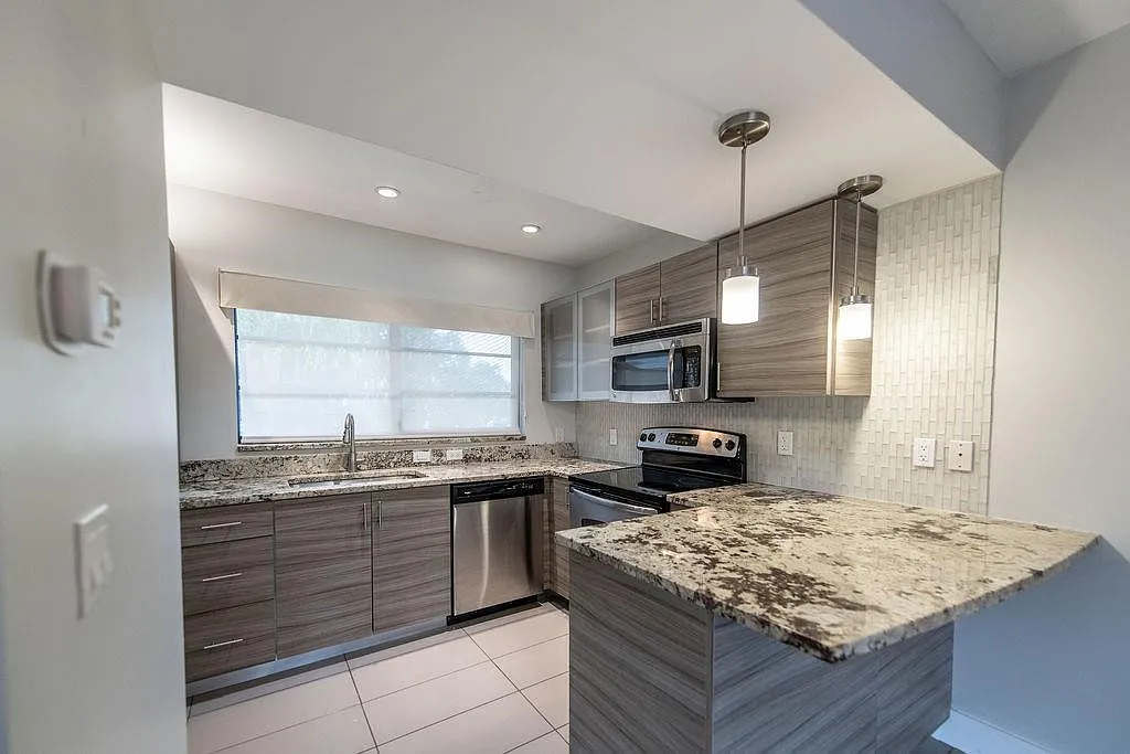 1 bed, 1.0 bath, 800 sqft, $2,500 — Photo 4