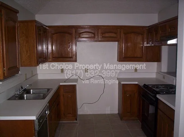 453 Little Valley Ct — Photo 4