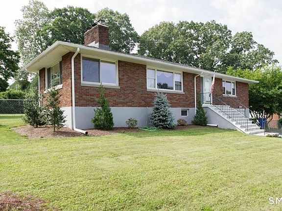 2nd image of 433 Highland Drive