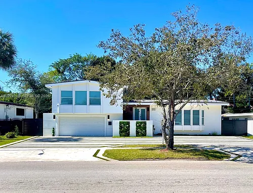 19960 Highland Lakes Blvd Photo 1