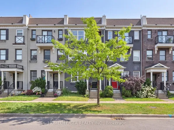 52 Baker Hill Blvd, Whitchurch Stouffville, ON L4A 1Y6