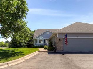 7101 W 84th St, Bloomington, MN 55438