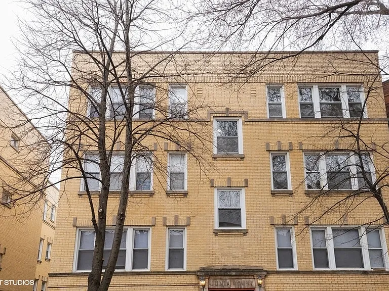 4002 N Kenmore Ave #2N — Photo 1