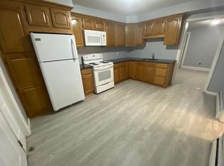209 Bridge St #B, Catasauqua, PA 18032