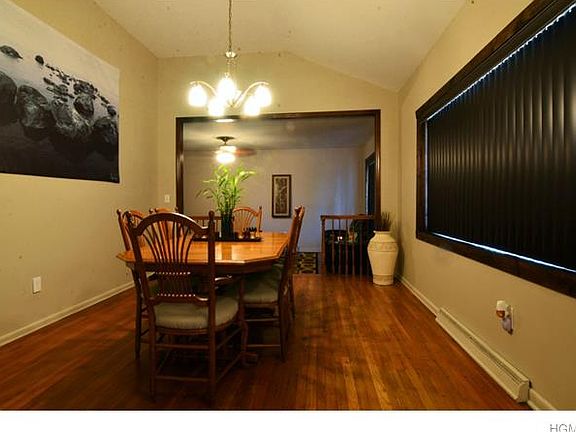 4th image of 1 Mitchell Ln