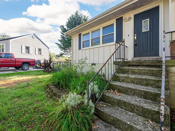 5th image of 3762 Cuscowilla Trl