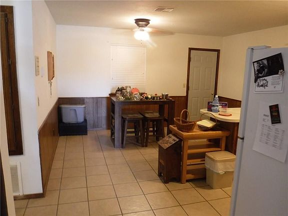 3rd image of 130 Hosanna Dr