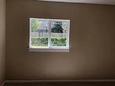 2076 Alberta St — Photo 6