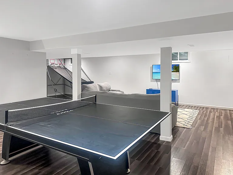 5765 Bergen Ave — Photo 21