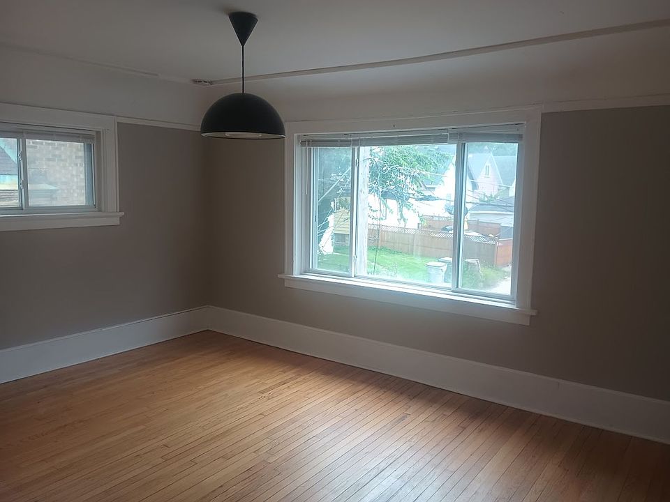 2nd image of 2517 W Capitol Dr APT 6