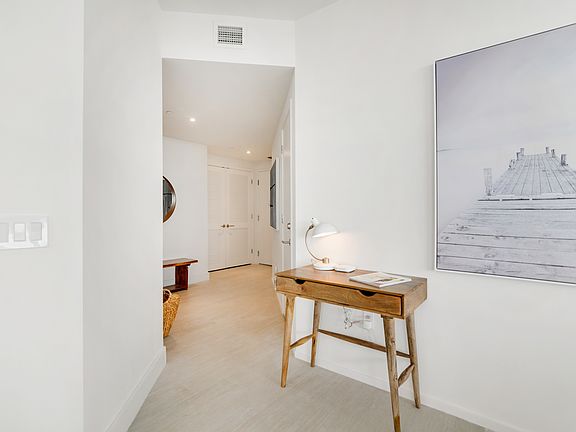 3rd image of 4010 S Ocean Dr #1-3708-1