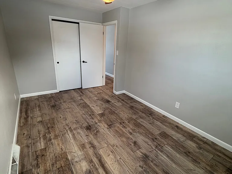 602 Maple Ct — Photo 9