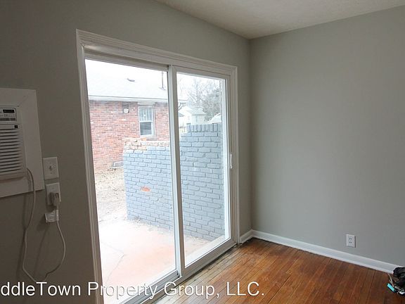 2nd image of 1410 W Bowman St APT 1